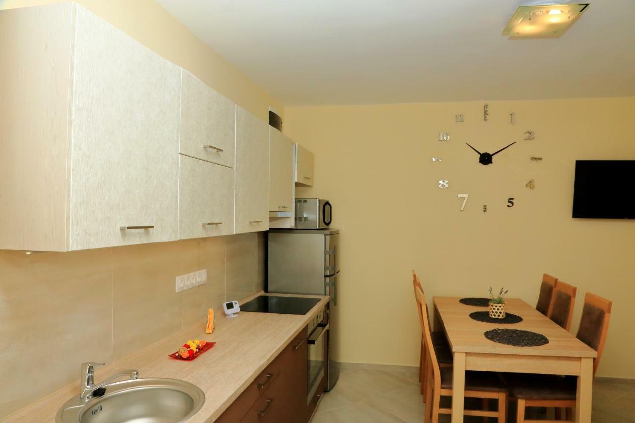 Maria Apartman ペーチ エクステリア 写真