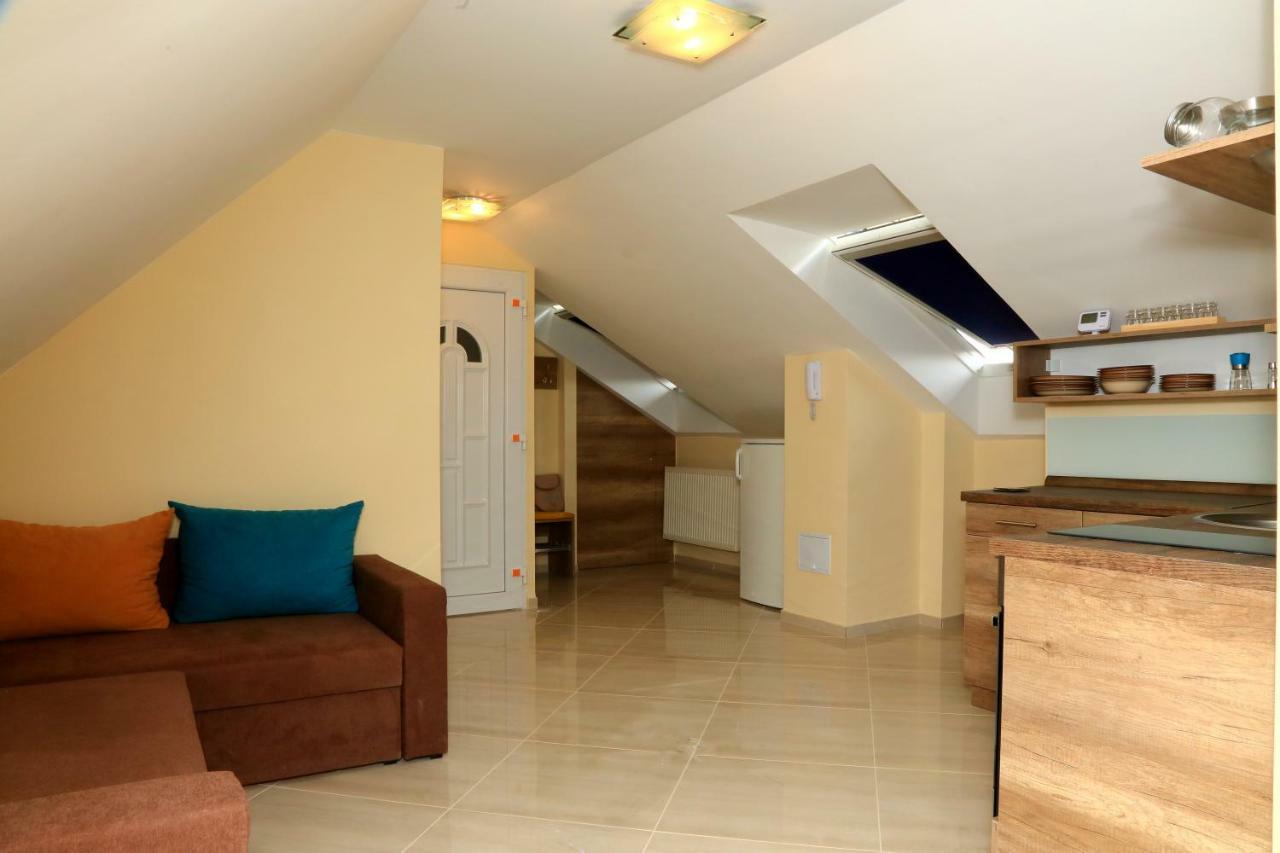 Maria Apartman ペーチ エクステリア 写真